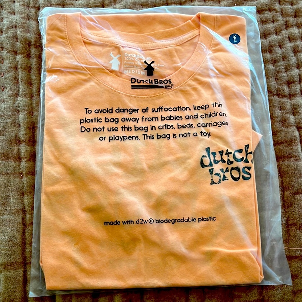 *BRAND NEW* DUTCH BROS T-SHIRT
